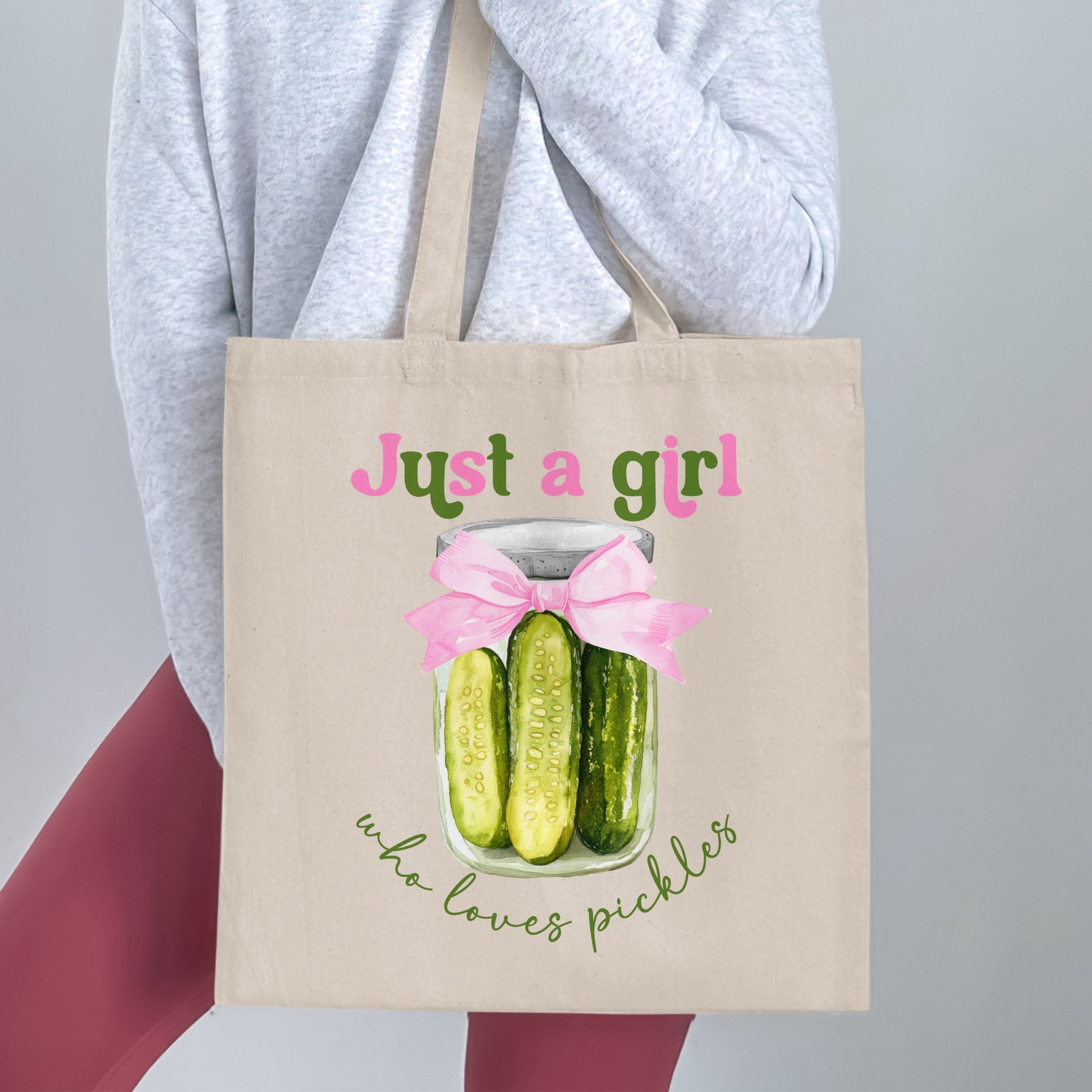 Tote bag with jar of pickles and text "Just a girl who loves pickles".