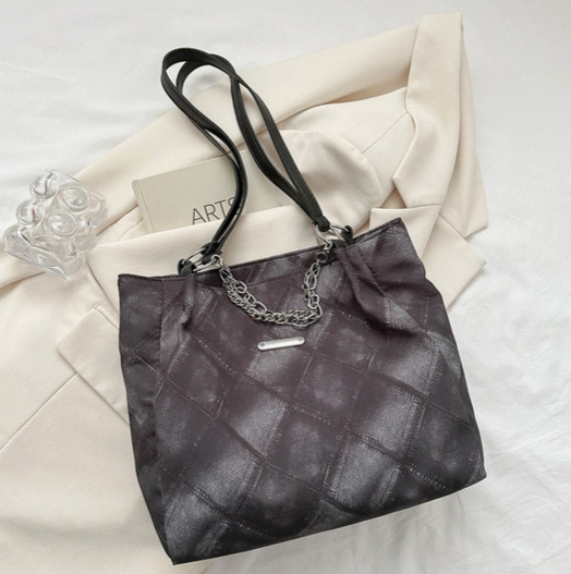 New Commuter Simple Shoulder Handbag