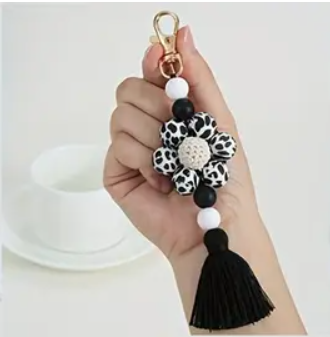 Chic Handmade Beaded Floral Tassel Keychain